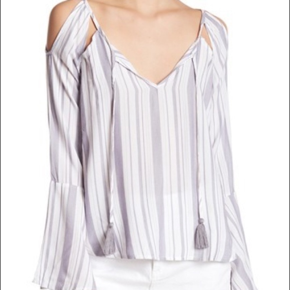 • vintage havana • tassel bell sleeve top